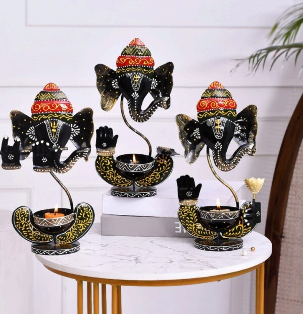 3-black Ganesh t- lite